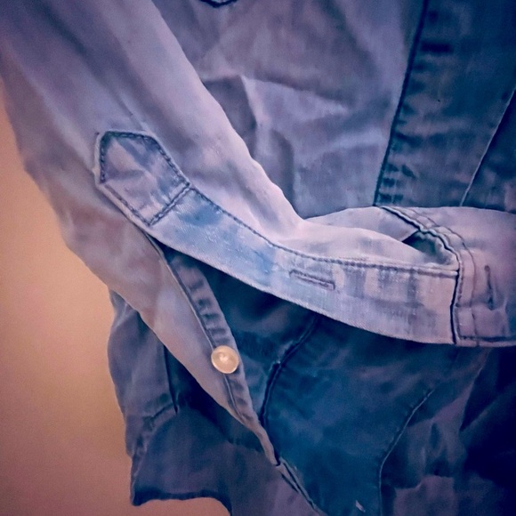 Bella Dahl Denim Button-Up Shirt medium wash LIKE NEW never worn Size XS - Picture 4 of 16